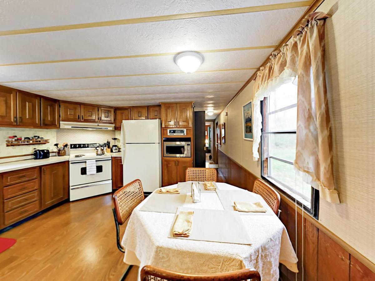 Serenity Views Bungalow - Close To City And Parkway! Villa Weaverville Exterior foto
